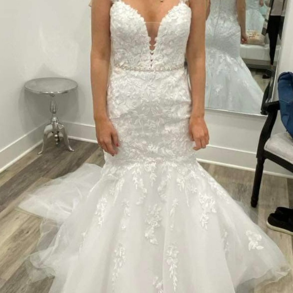 Wedding dress